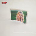 Curved Clear Acrylic Photo Frame Manufacturer Supplies Economic Magnetic Acrylic Photo Frame With Customizable Size